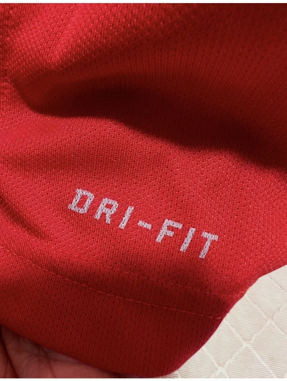 Nike Elite Men’s Small Red Hooded Long Sleeve Dri-Fit